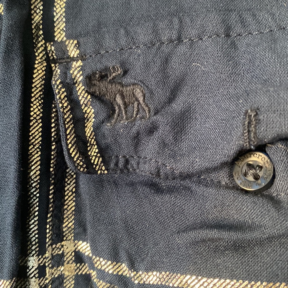 A&F button down - Picture 5 of 6